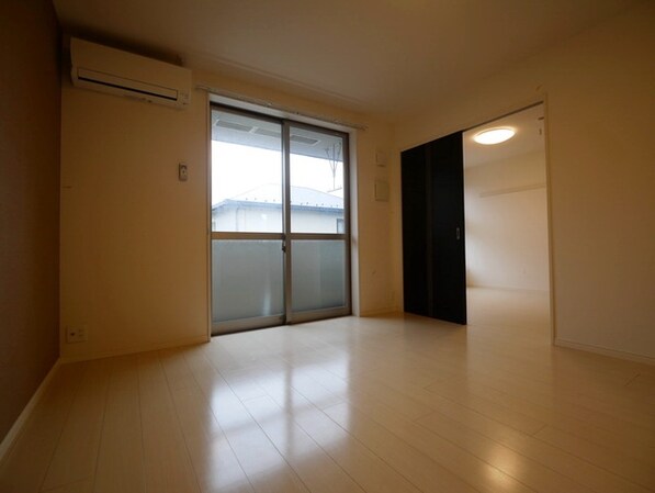 オリエンタルコートの物件内観写真